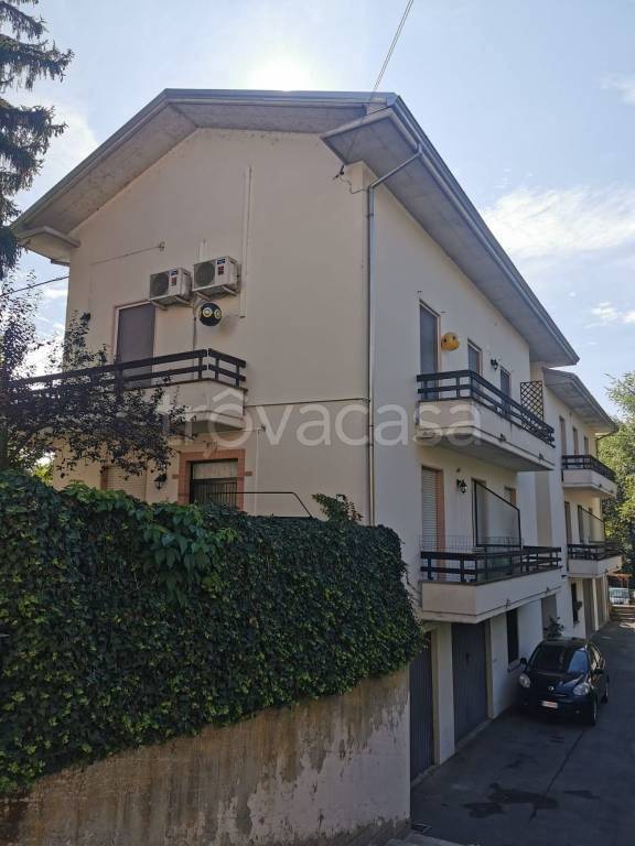 Appartamento in vendita a Salsomaggiore Terme viale Fidenza, 38