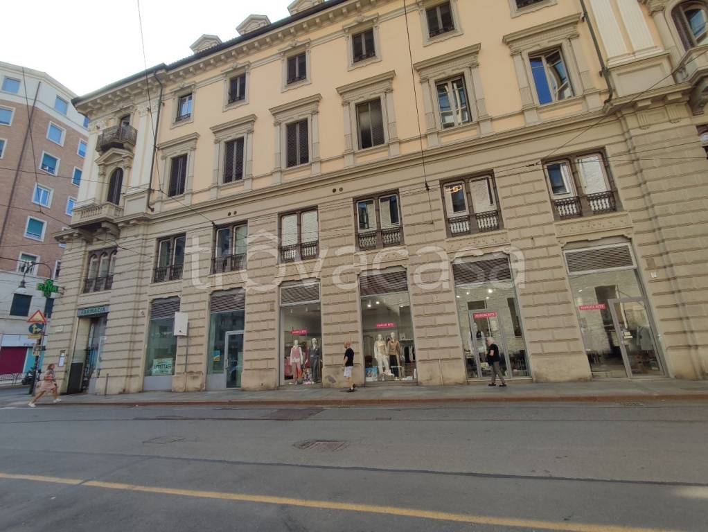 Abbigliamento in affitto a Torino via San Tommaso, 16