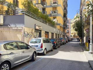 Garage in vendita a salerno via michele vernieri, 11