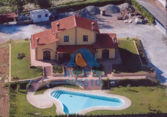 Villa a Schiera in vendita a Montopoli in Val d'Arno