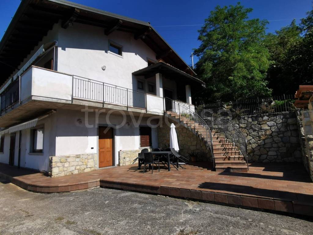 Villa in vendita a Vobarno località Bombino