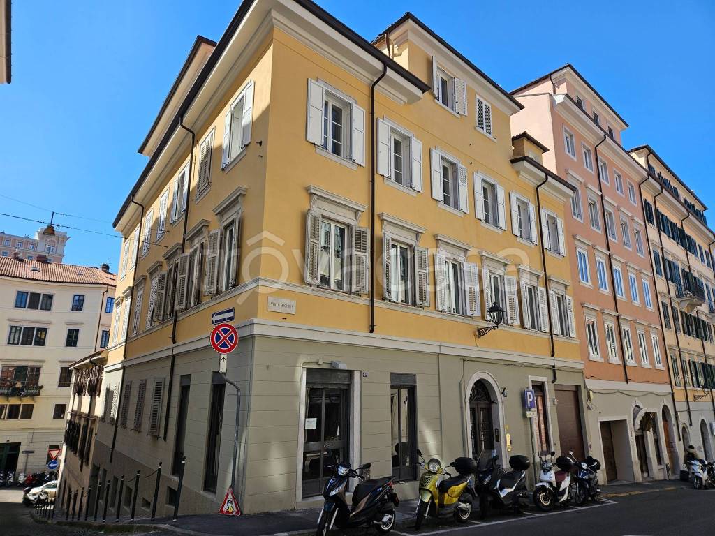 Appartamento in vendita a Trieste via San Michele