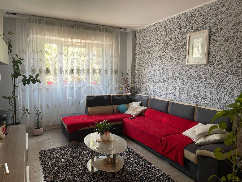 Appartamento in vendita a Milano via Francesco Cilea