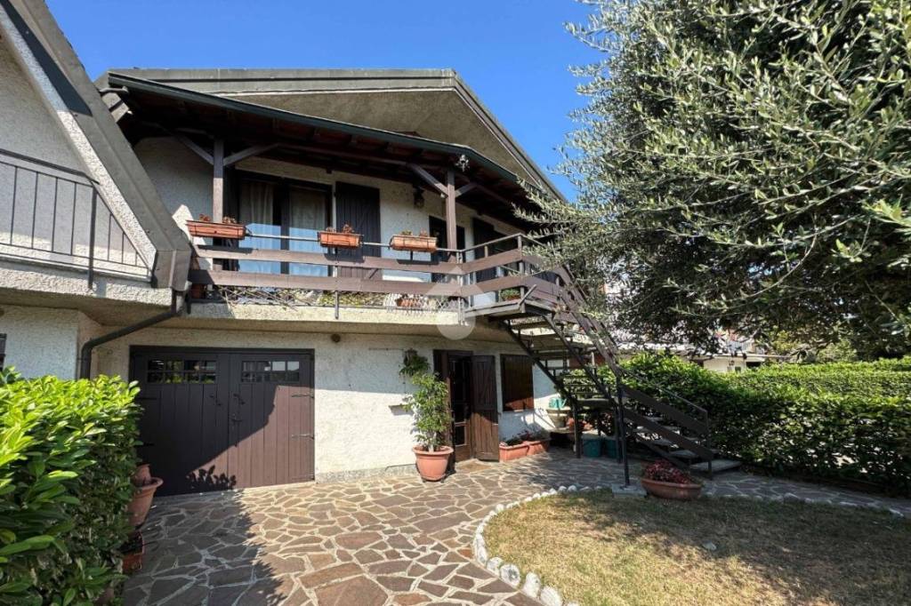 Villa a Schiera in vendita a Bagnolo Cremasco via Pacinotti, 11