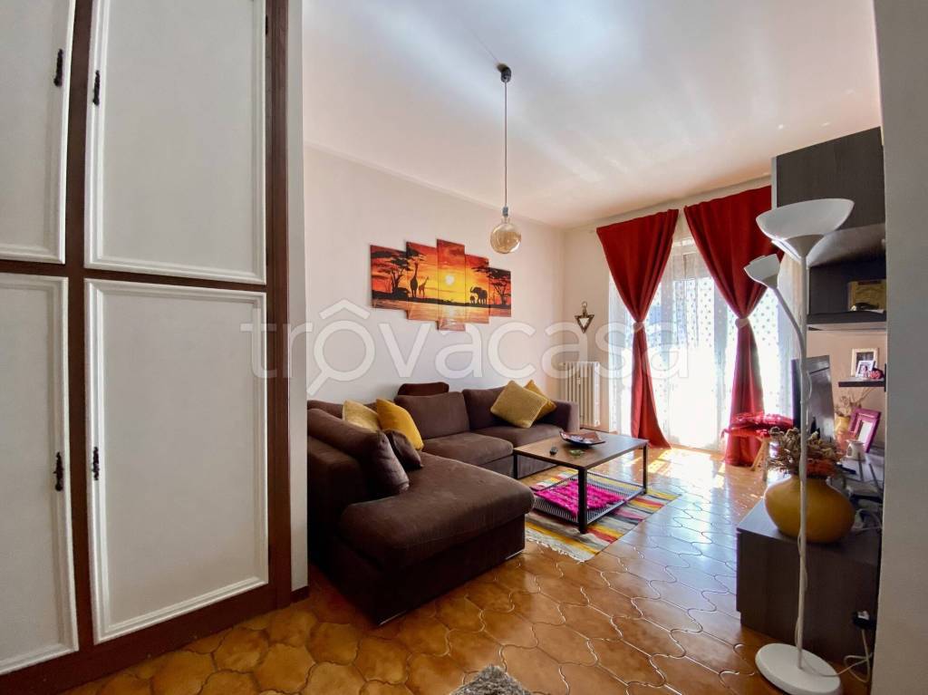 Appartamento in vendita ad Alba via Rio Misureto, 1