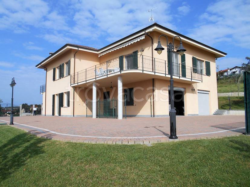 Villa Bifamiliare in vendita a San Giorgio Monferrato