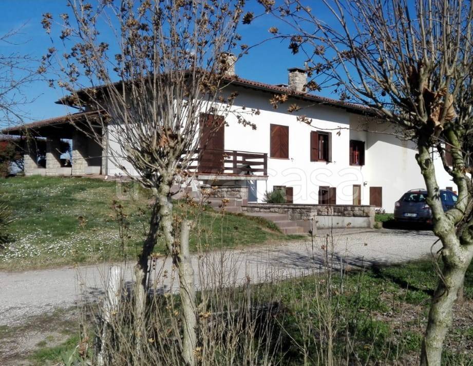 Villa in vendita ad Acquafredda cascina pegorsino