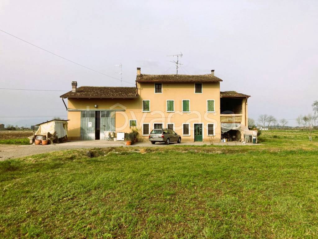 Casale in vendita a Calvisano via amerigo vespucci, 32