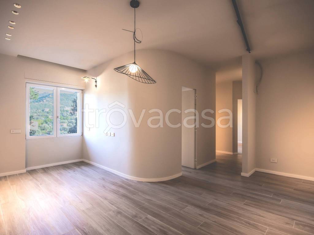Appartamento in in vendita da privato a Rapallo via Privata Oliveta, 41