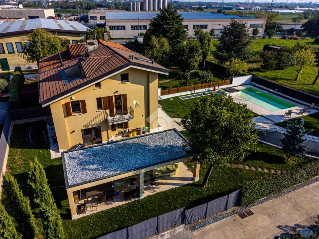 Villa Bifamiliare in vendita a Costa di Mezzate cascina Larga, 6