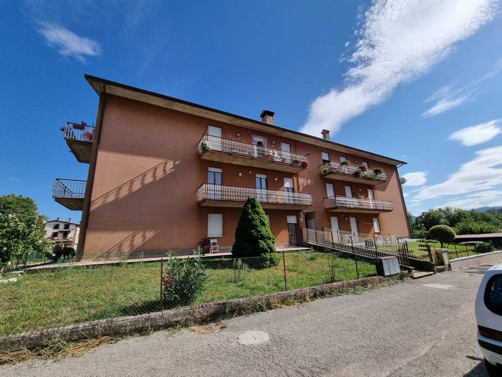 Appartamento in vendita a Perugia via Canteo