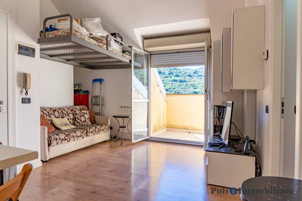 Appartamento in vendita a Genova via Rubaldo Merello, 28