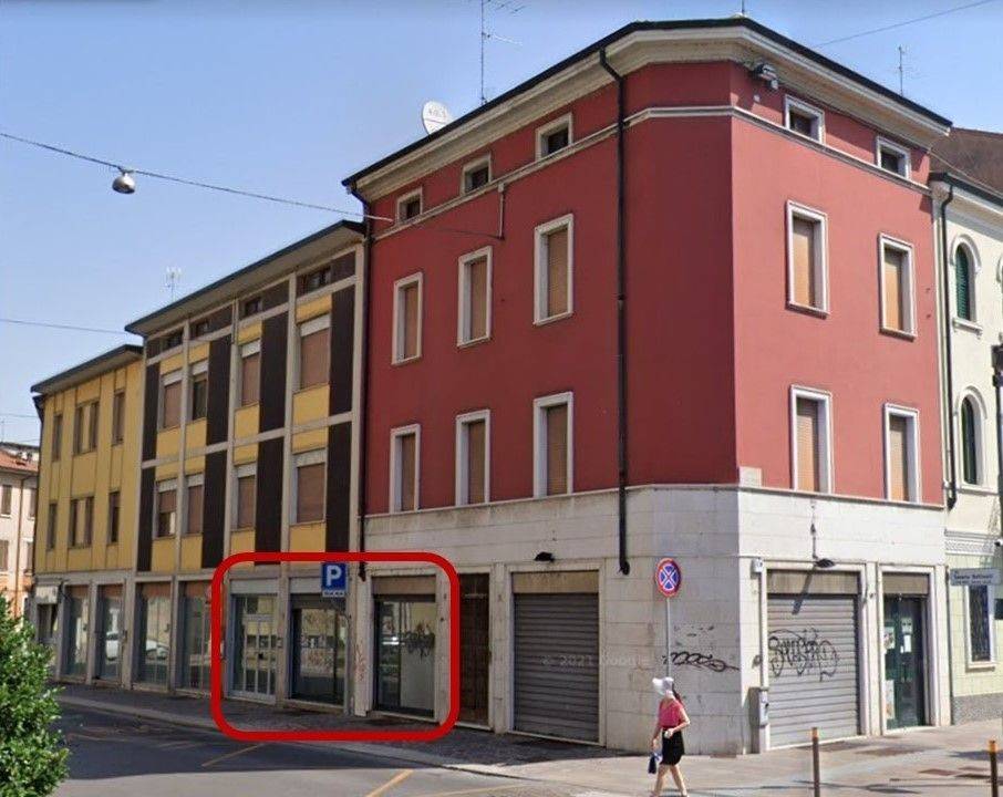 Bar in in vendita da privato a Mantova via Saverio Bettinelli, 3