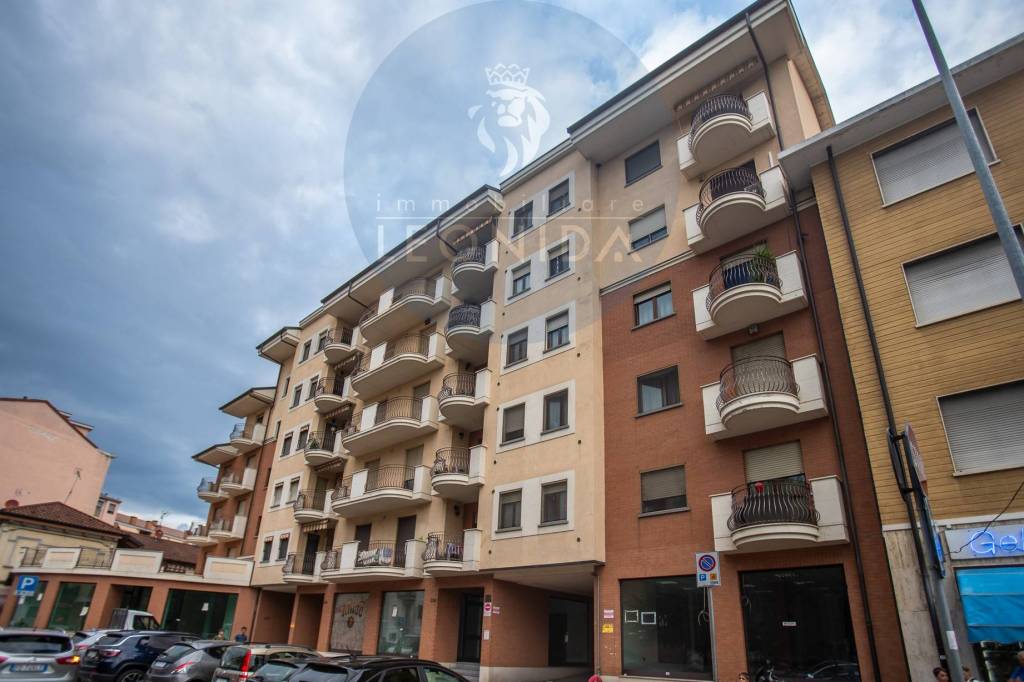 Appartamento in vendita a Moncalieri strada Carignano, 25