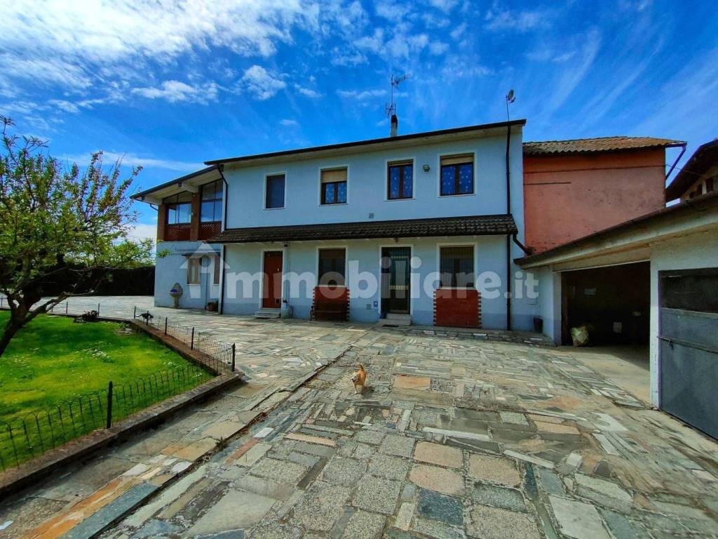 Villa Bifamiliare in vendita a Codogno via della Fornace, 6