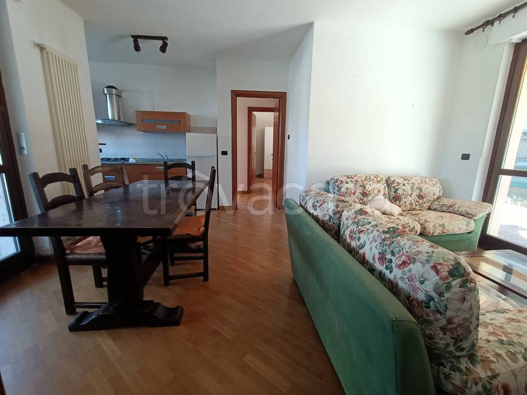 Appartamento in vendita a Borgo San Dalmazzo via d. L. Bianco, 1/c