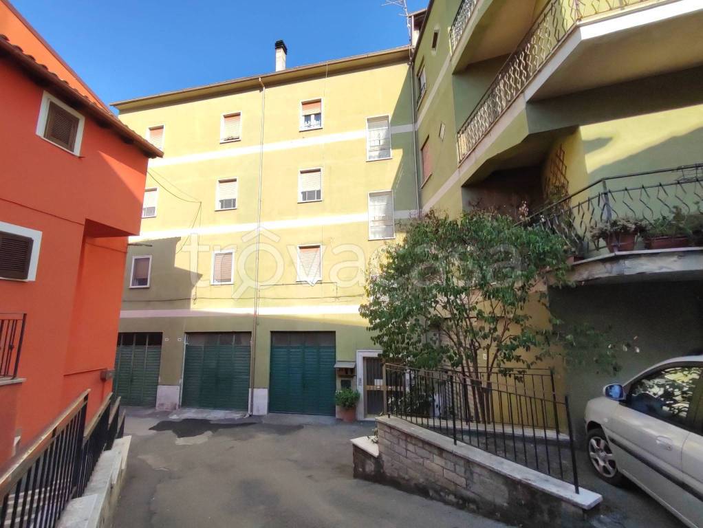 Appartamento in vendita a Vasanello via Gabriele d'Annunzio