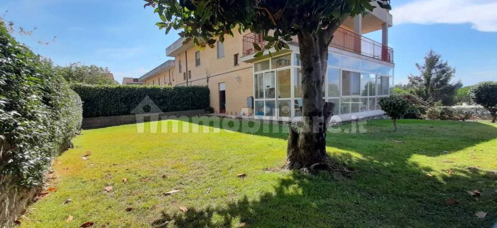 Villa a Schiera in vendita a Bracciano via Antonio Varisco
