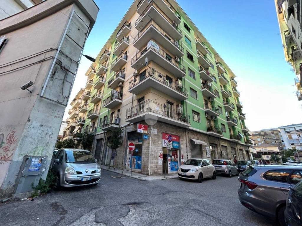 Appartamento in vendita a Cosenza via Walter Tobagi, 15