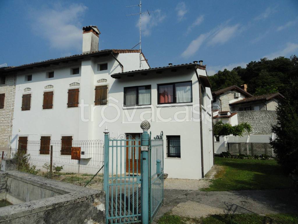 Villa a Schiera in vendita a Budoia via Polcenigo, 18