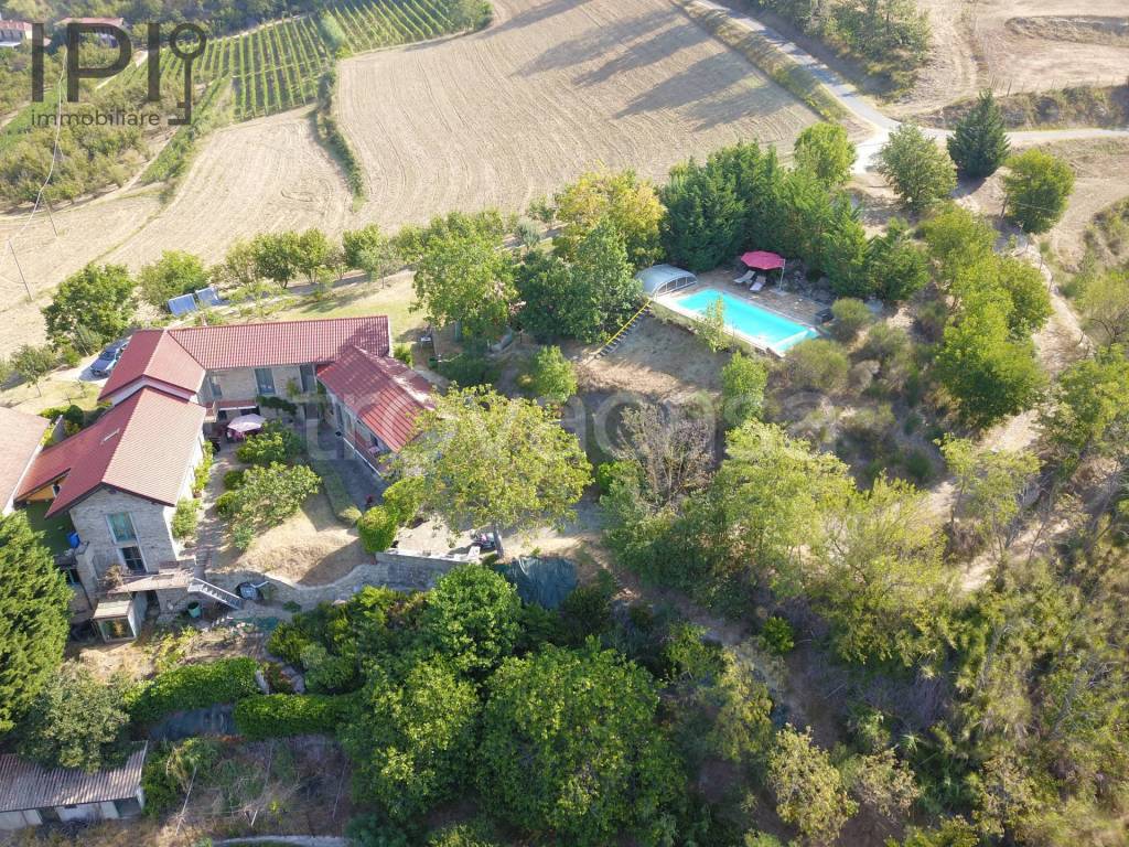 Villa in vendita a Roccaverano località san gerolamo