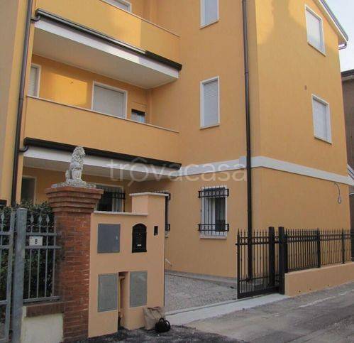 Appartamento in vendita a Rosolina piazza Martiri Della Liberta 3