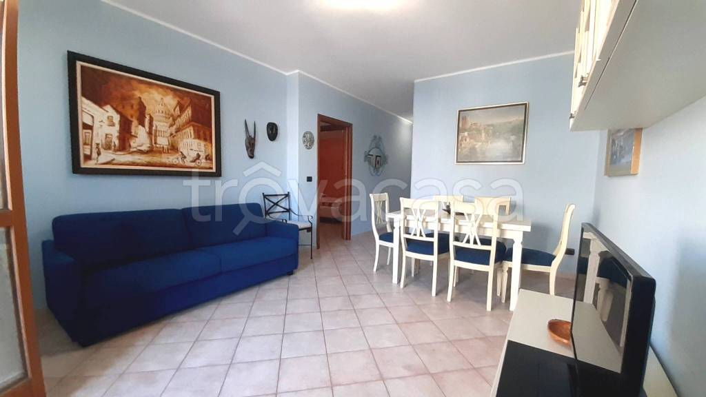 Appartamento in vendita ad Alghero via Rodolfo Morandi, 2