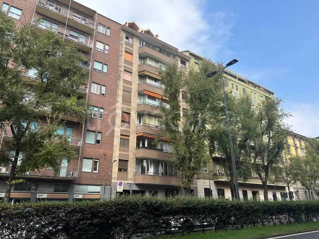 Appartamento in affitto a Milano viale Gian Galeazzo, 29