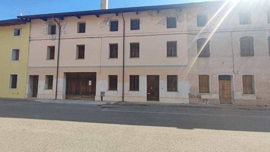 Casa Indipendente in vendita a Codroipo via Santa Cecilia, 22