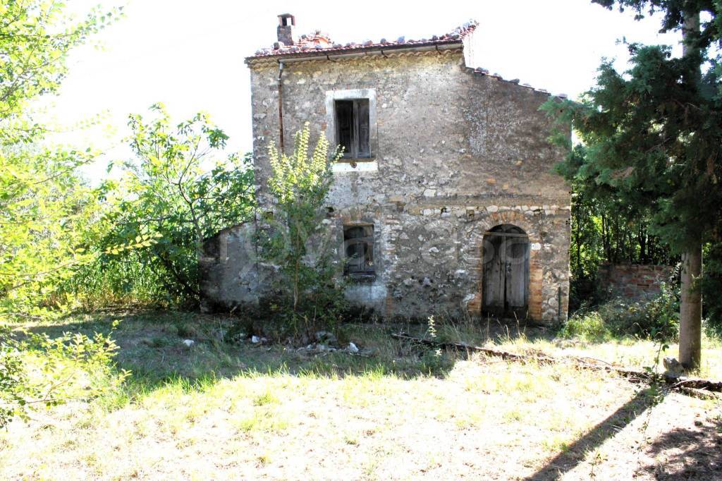 Casale in vendita a Spigno Saturnia via Turrimai