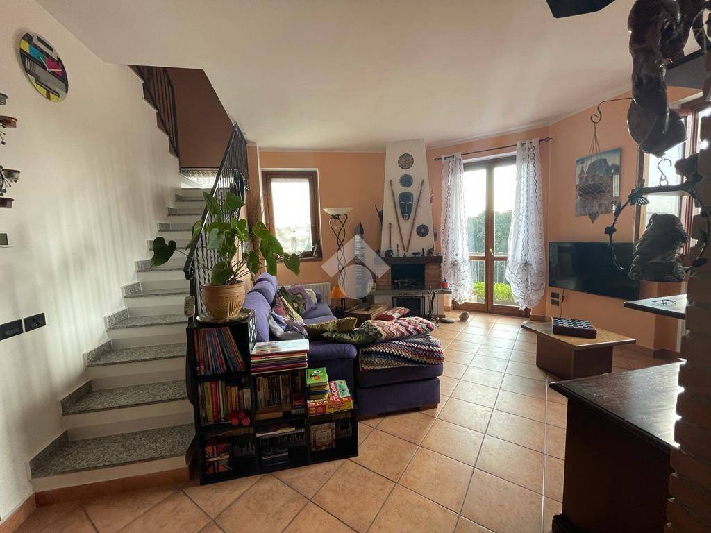 Appartamento in vendita ad Arconate via Quadro s. Antonio, 18