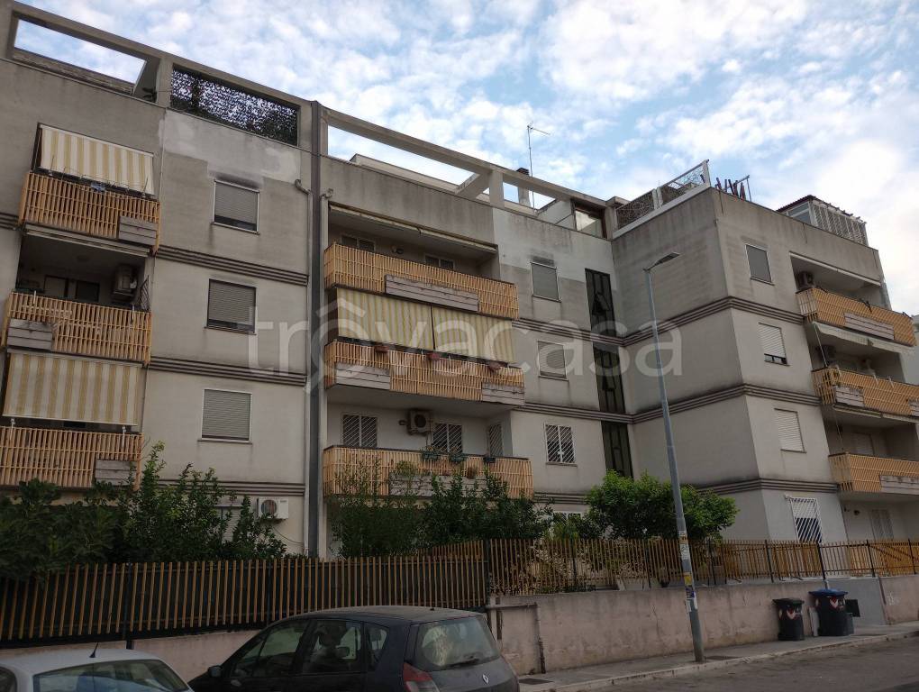 Appartamento in vendita a Trani via Monte d'Alba