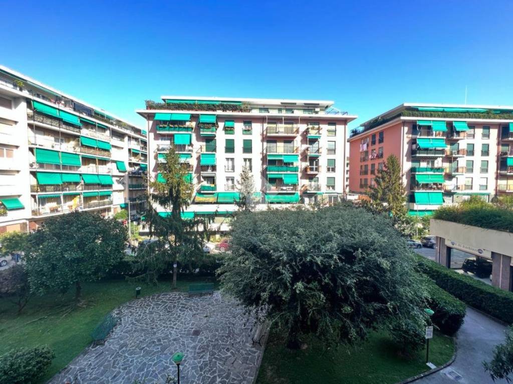 Appartamento in vendita a Rapallo viale Privato Amedeo d'Aosta