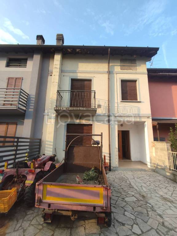 Villa a Schiera in vendita a Provaglio d'Iseo via Redipuglia, 34