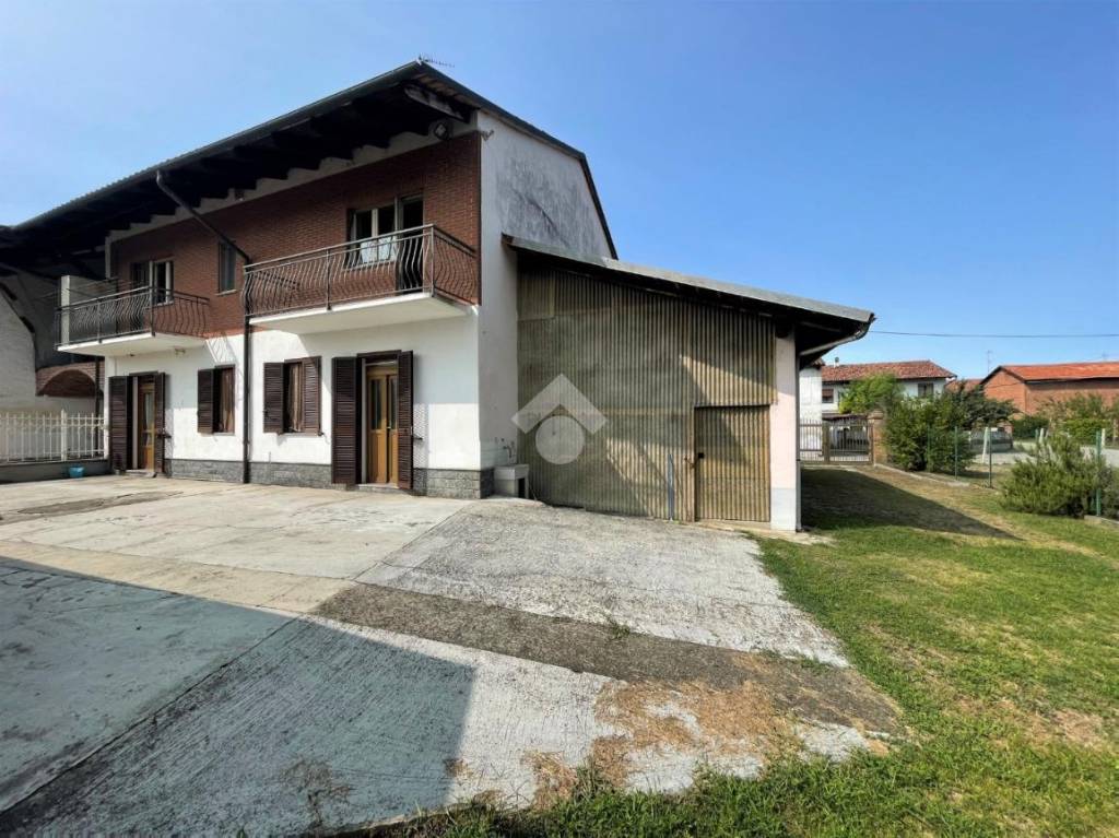 Casa Indipendente in vendita a Crescentino via g. Scappino, 7