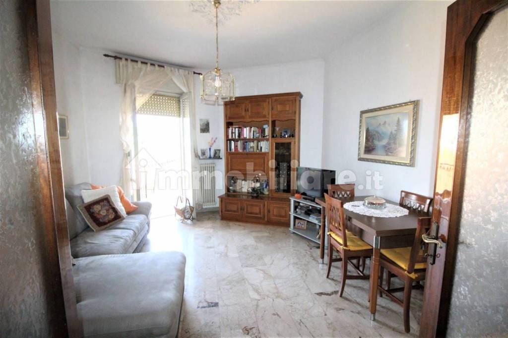 Appartamento in in vendita da privato a Ponte San Pietro via Don Gian Battista Lombardi, 21