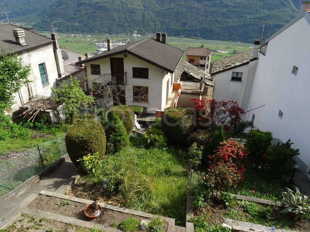 Appartamento in vendita a Buglio in Monte