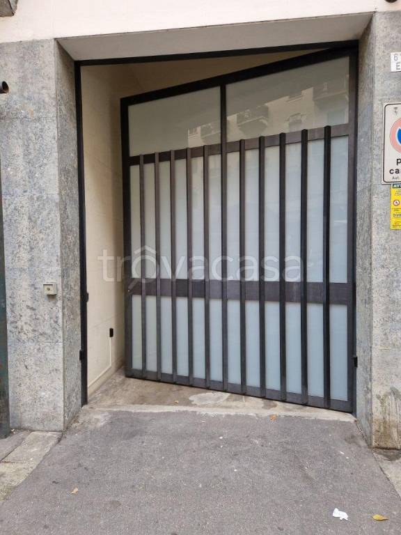 Garage in vendita a Torino via Principi d'Acaja, 61