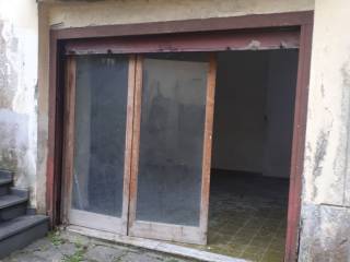 Garage in affitto a torre del greco corso vittorio emanuele, 70