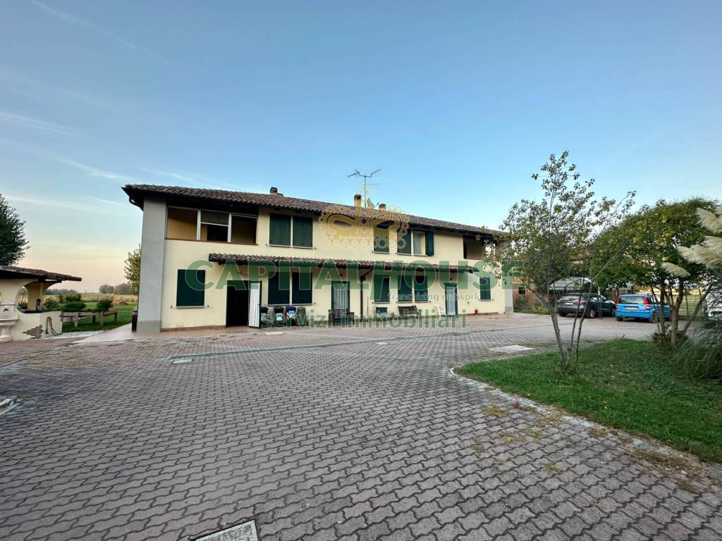 Villa in vendita a Sala Bolognese via Viazza Bagno