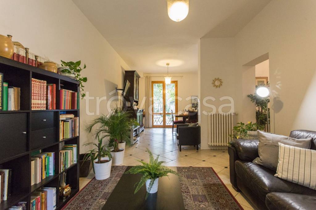 Villa in vendita a Sasso Marconi via Monte Capra, 38