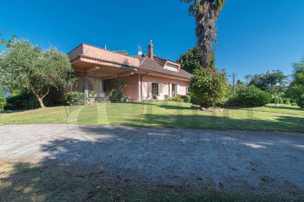 Villa in vendita ad Arce via Campostefano, 212