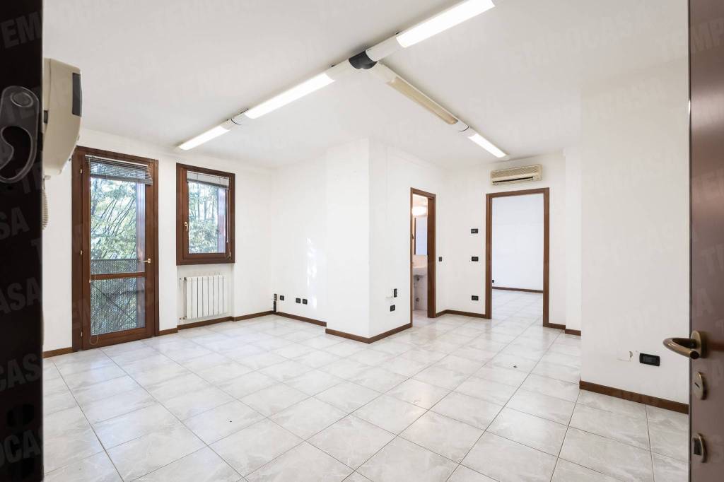 Appartamento in vendita a Mariano Comense corso Brianza