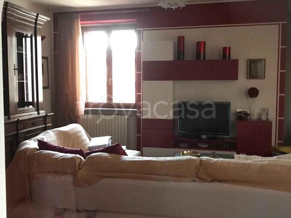 Appartamento in in vendita da privato a Vigevano strada Fogliano Superiore, 6