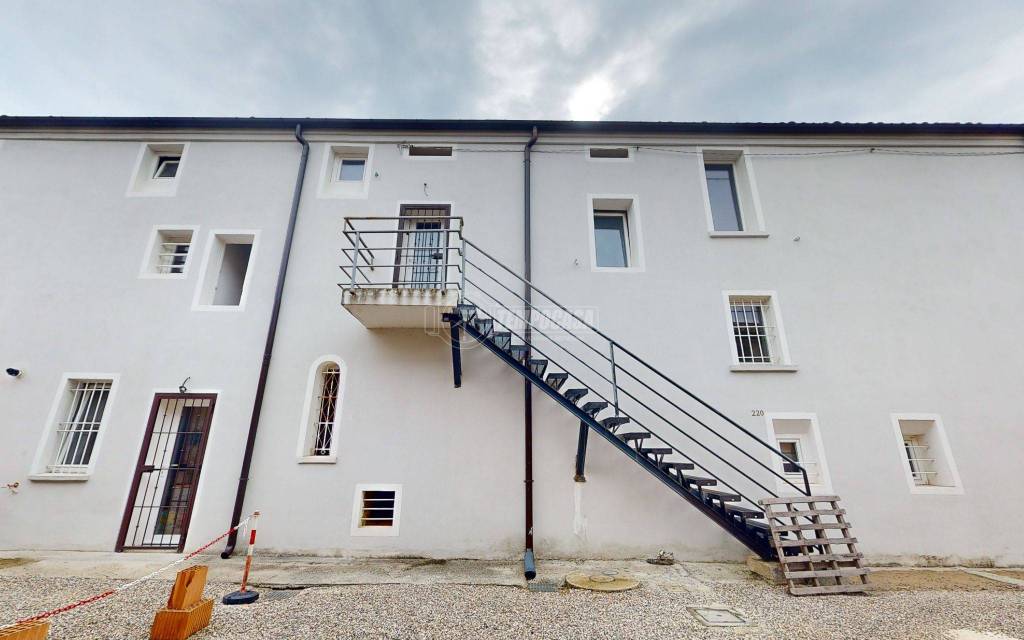 Appartamento in vendita a Terre del Reno corso Italia, Mirabello 220