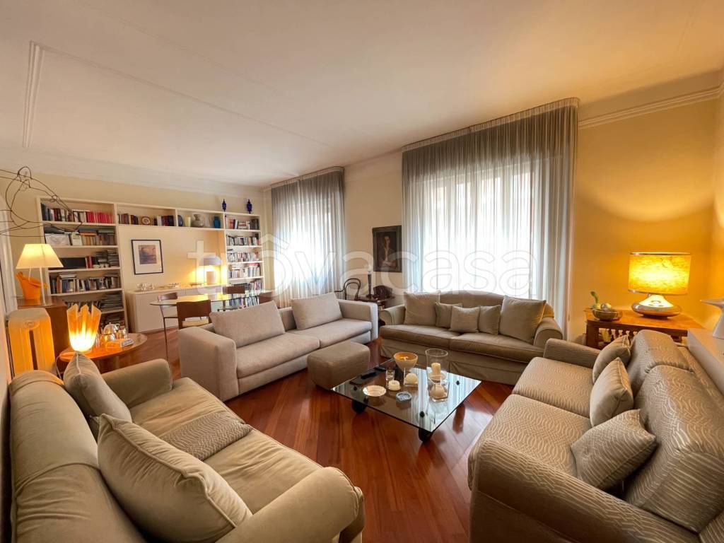 Appartamento in vendita a Bologna via Guglielmo Marconi