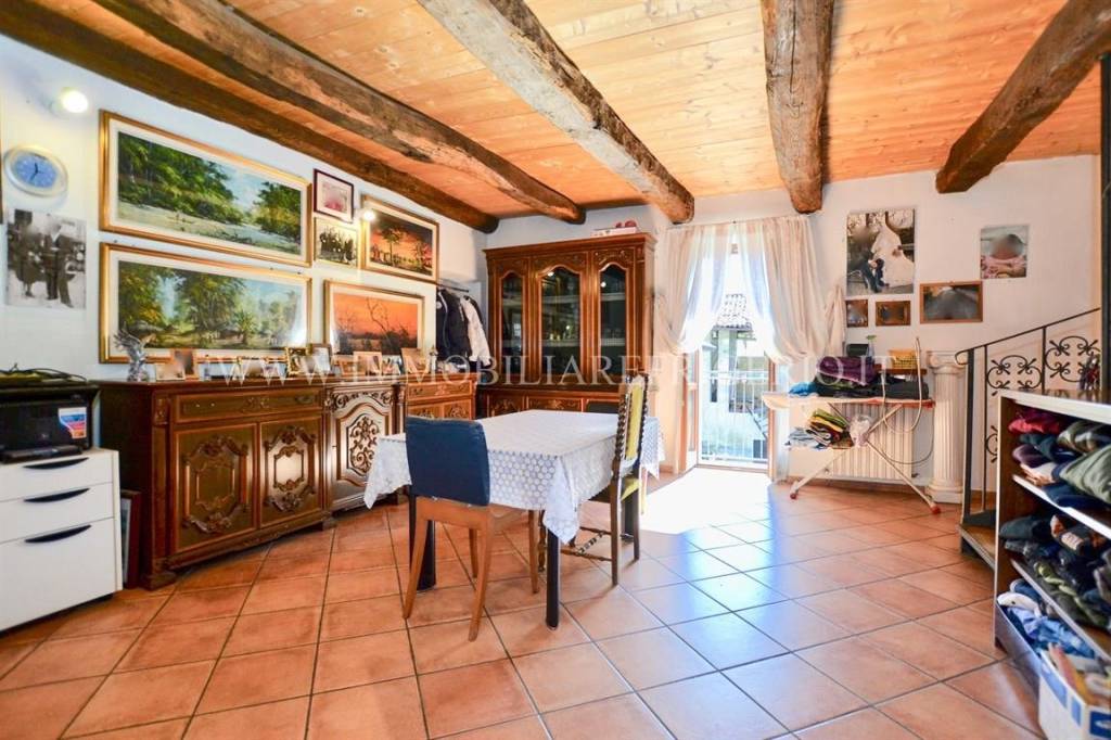 Appartamento in vendita a Valgreghentino frazione Taiello