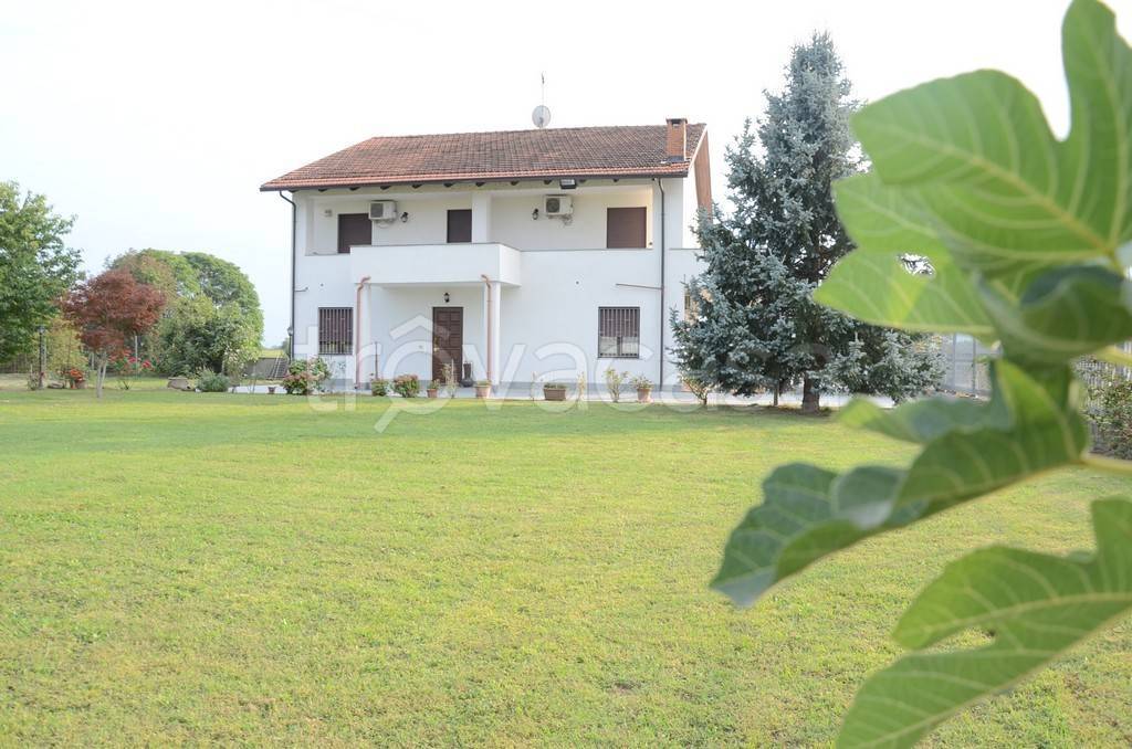 Villa in vendita a Carignano strada Orbassano, 15