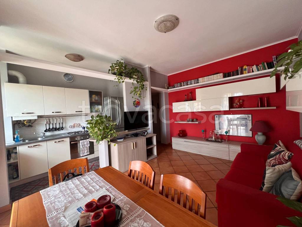 Appartamento in vendita a Cesano Maderno via Monviso, 16