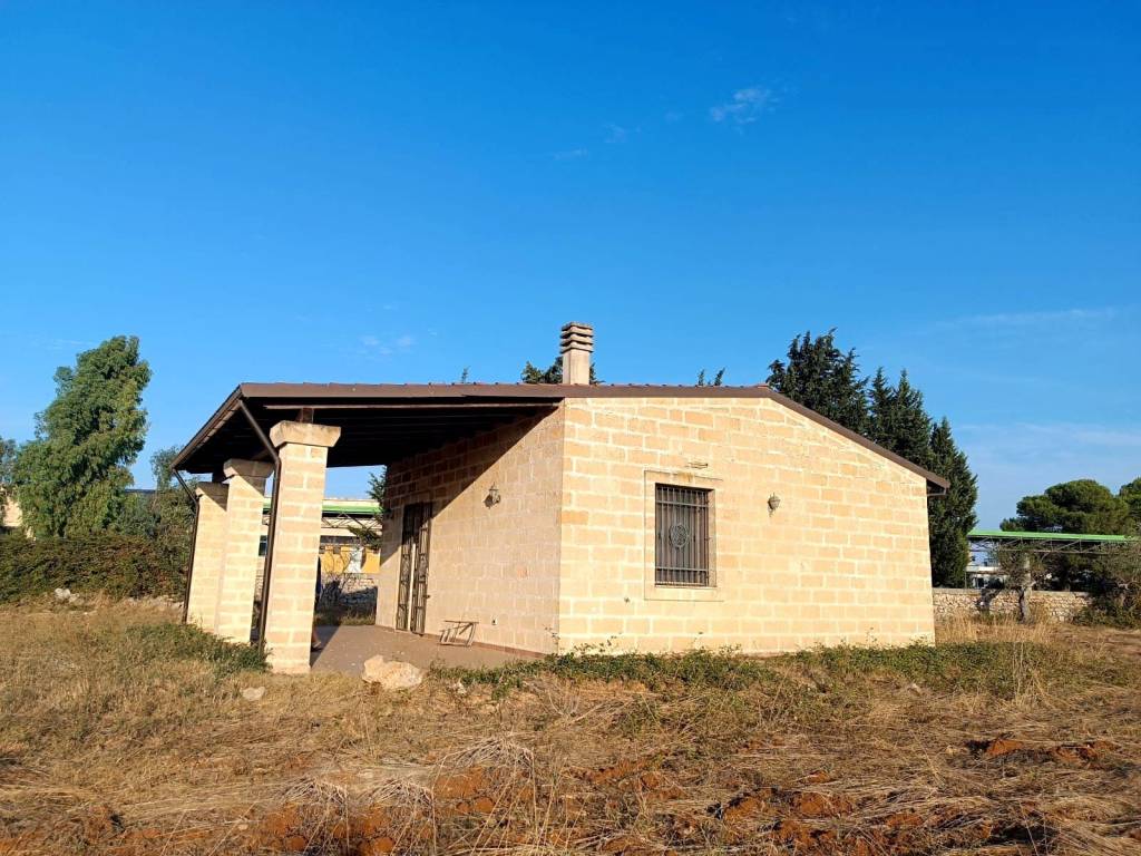 Villa in vendita a Spongano strada Comunale Pume